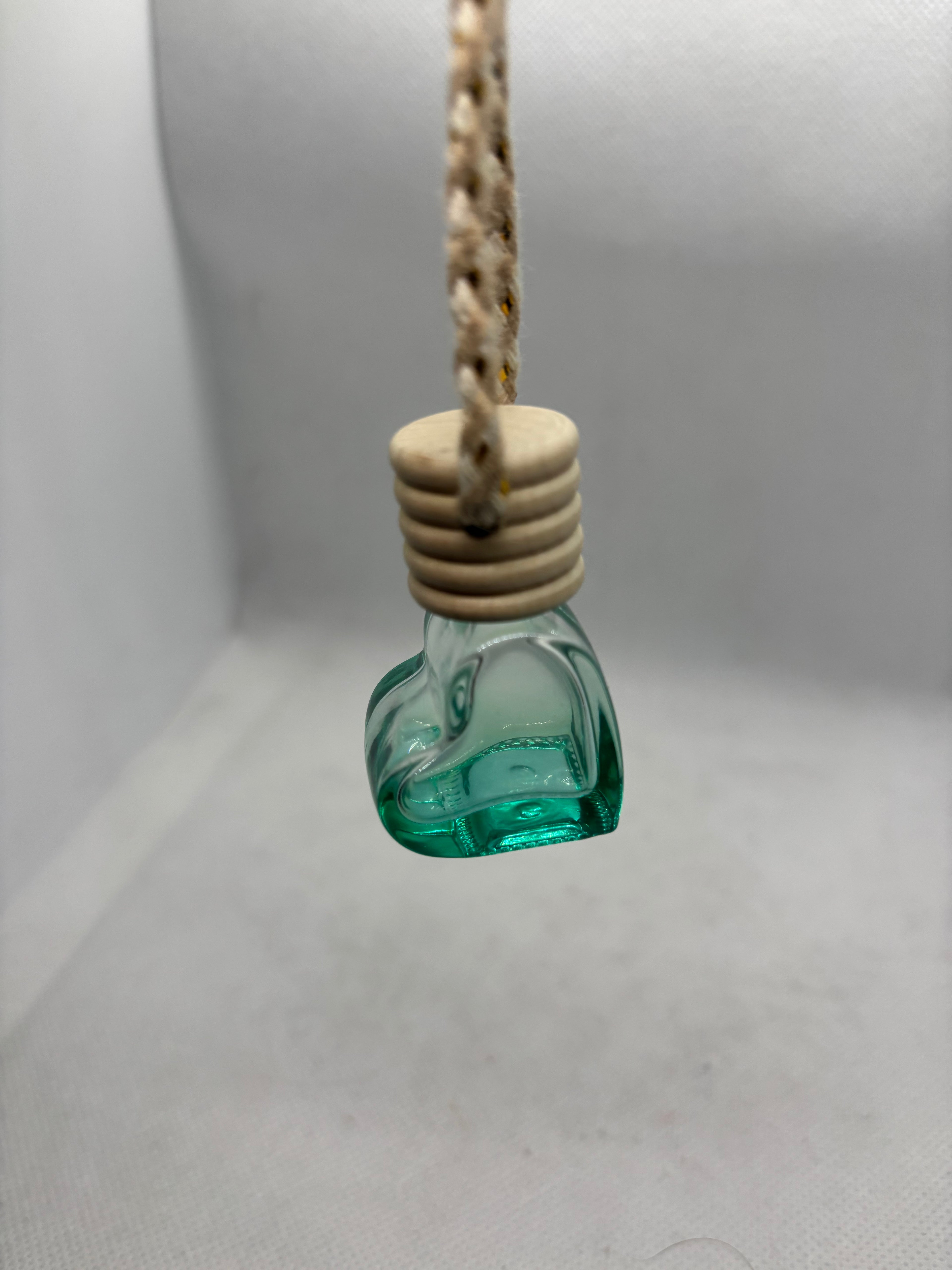 Diffuseur de parfum voiture coeur bleu + recharge
